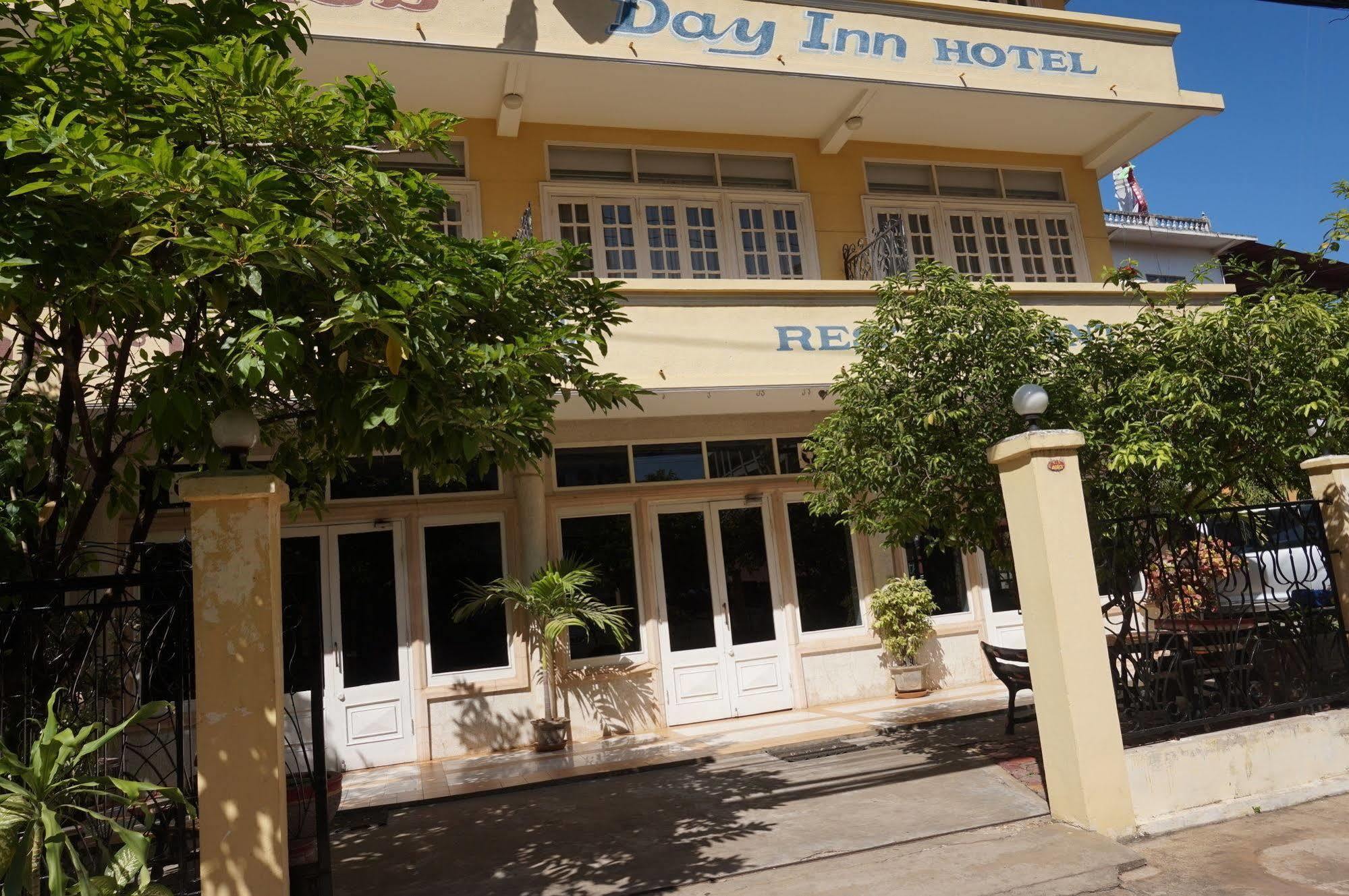 Day Inn Hotel Ban Nongdouang Exterior photo