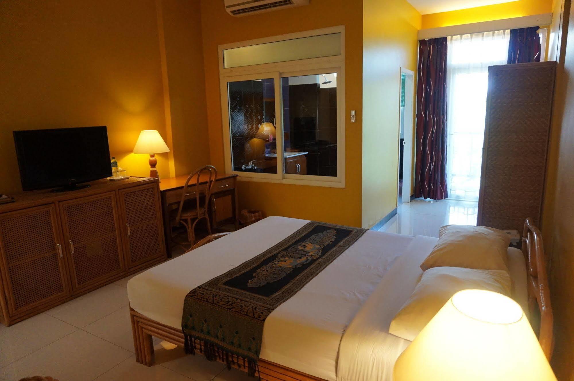 Day Inn Hotel Ban Nongdouang Exterior photo