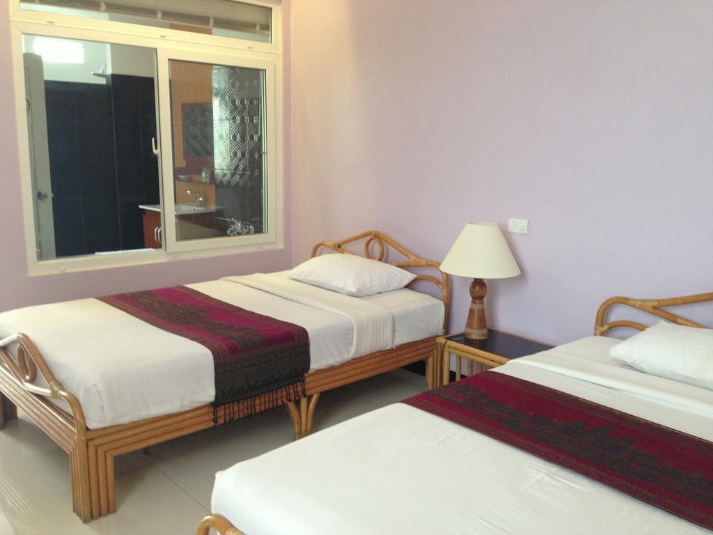 Day Inn Hotel Ban Nongdouang Exterior photo